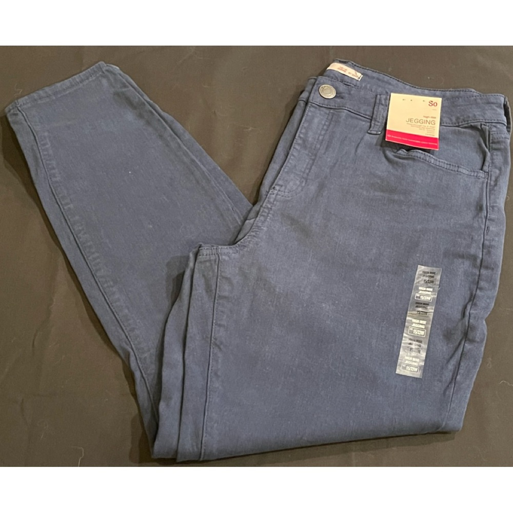 SO High Rise Jeggings NWT